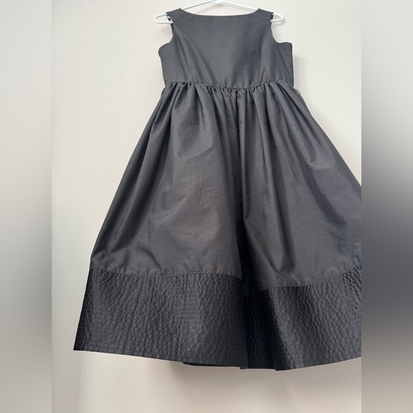 ISAAC Mizrahi Black Sun Dresses, Size 8 - Picture 6 of 11